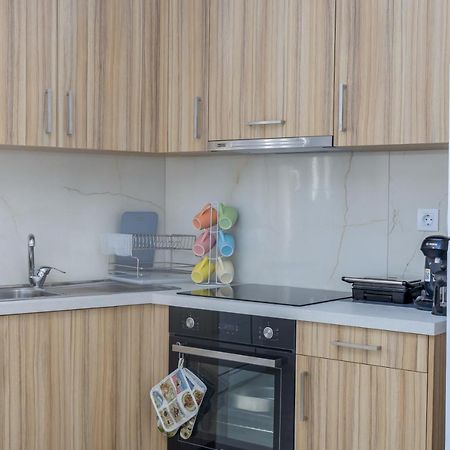 J&T Apartment - 150M From The Beach Закинтос Екстериор снимка