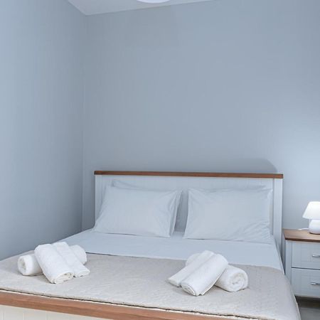 J&T Apartment - 150M From The Beach Закинтос Екстериор снимка