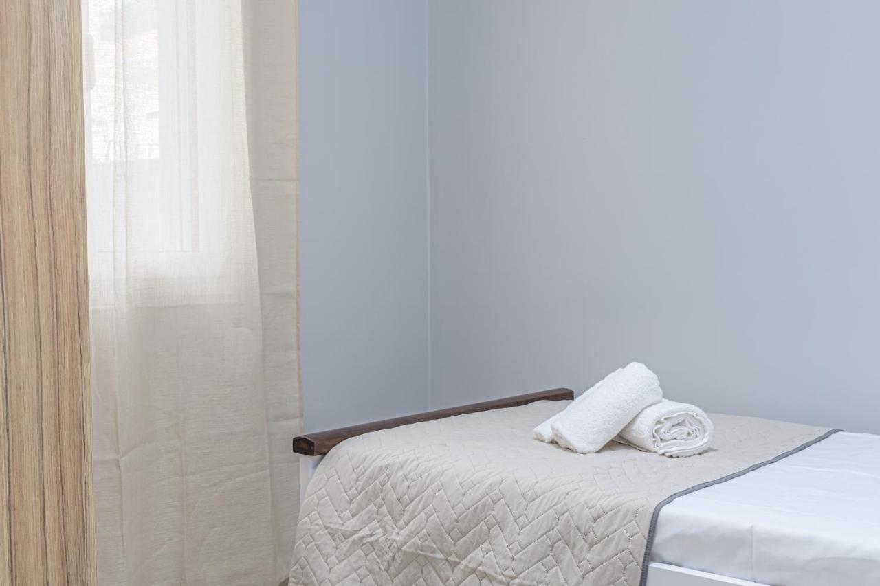 J&T Apartment - 150M From The Beach Закинтос Екстериор снимка