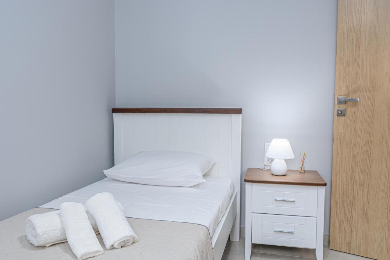 J&T Apartment - 150M From The Beach Закинтос Екстериор снимка
